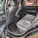yaris preto 6