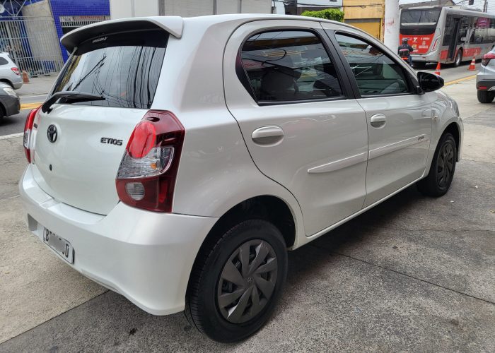 etios 3