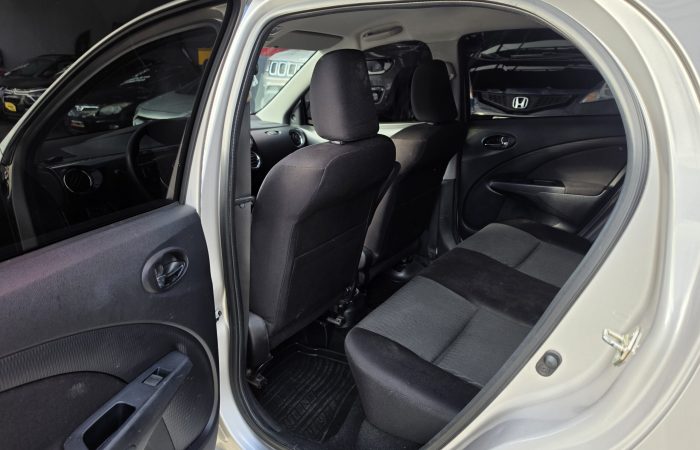 etios 7 gey...6